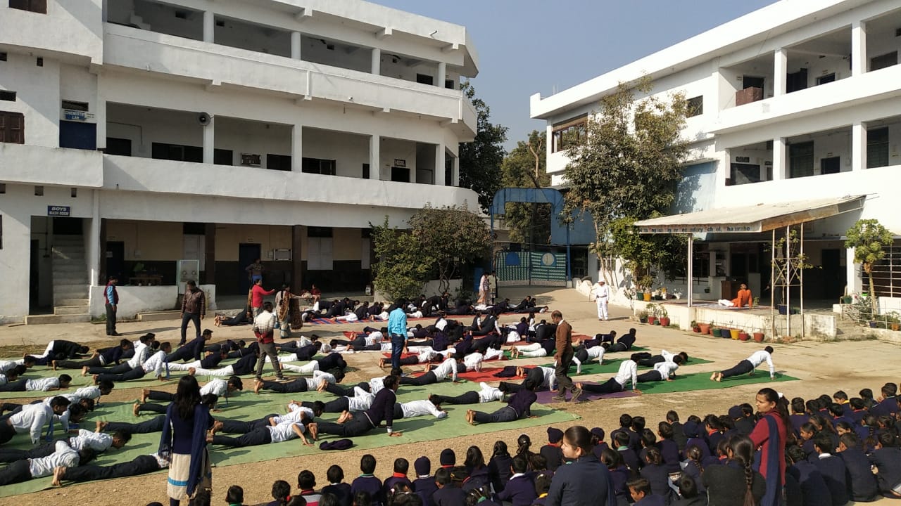 Shriadinath-yoga-workshop-khajuraho-3