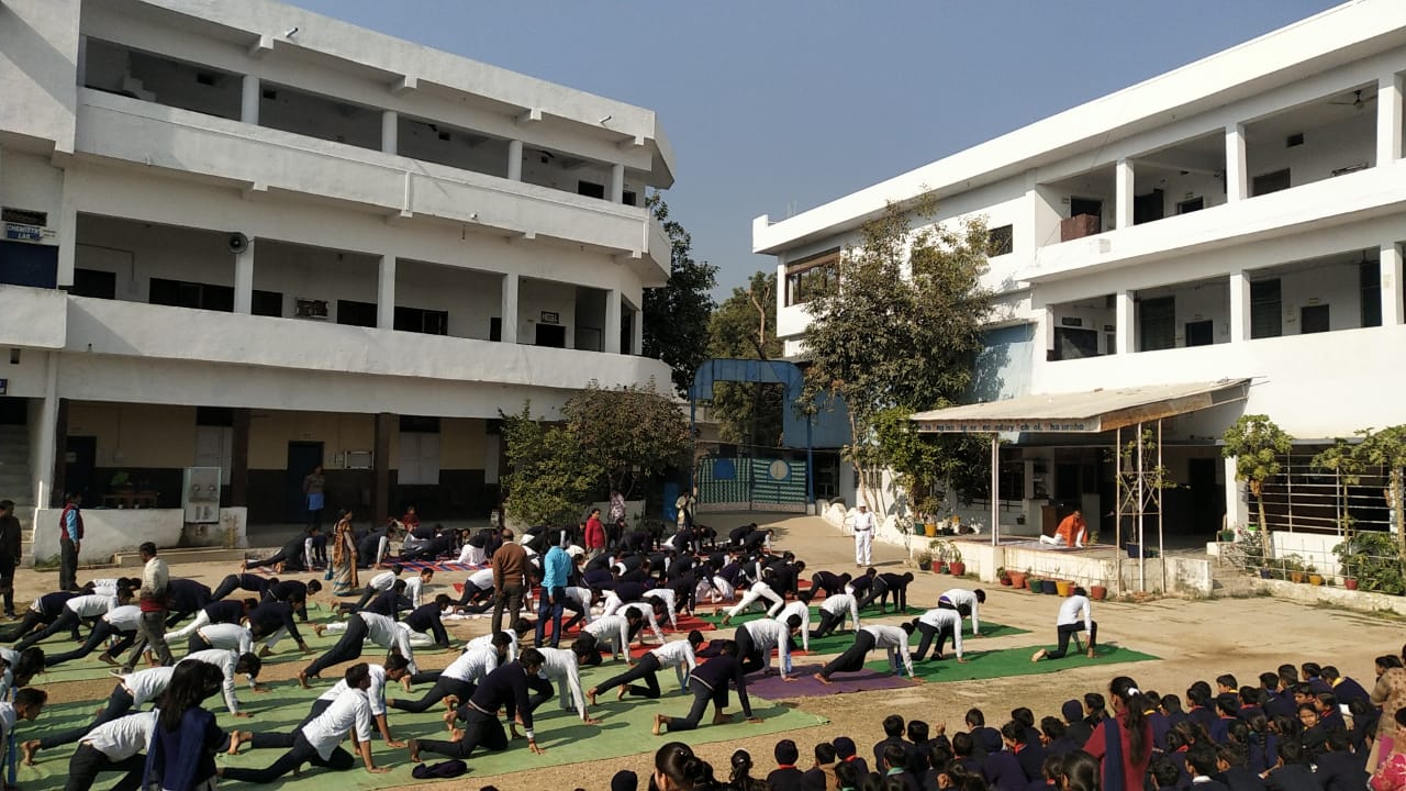 Shriadinath-yoga-workshop-khajuraho